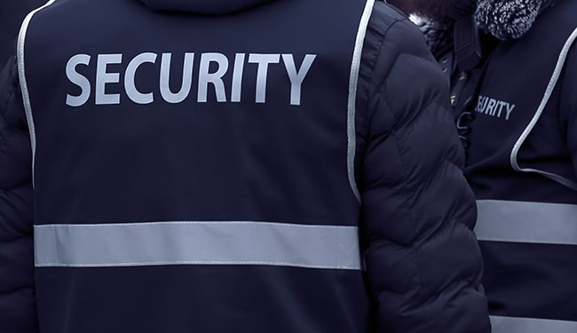 HS-Gebaeudedienstleistungen-oekologische_Reinigung-Sicherheit-Desinfektion-Frankfurt-Sicherheitsdienst-Quer-min