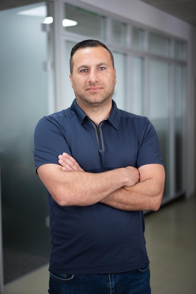 Gebäudedienstleistungen | Cleaning, Security, Facility Managament | Team – Angelo Ballacchino